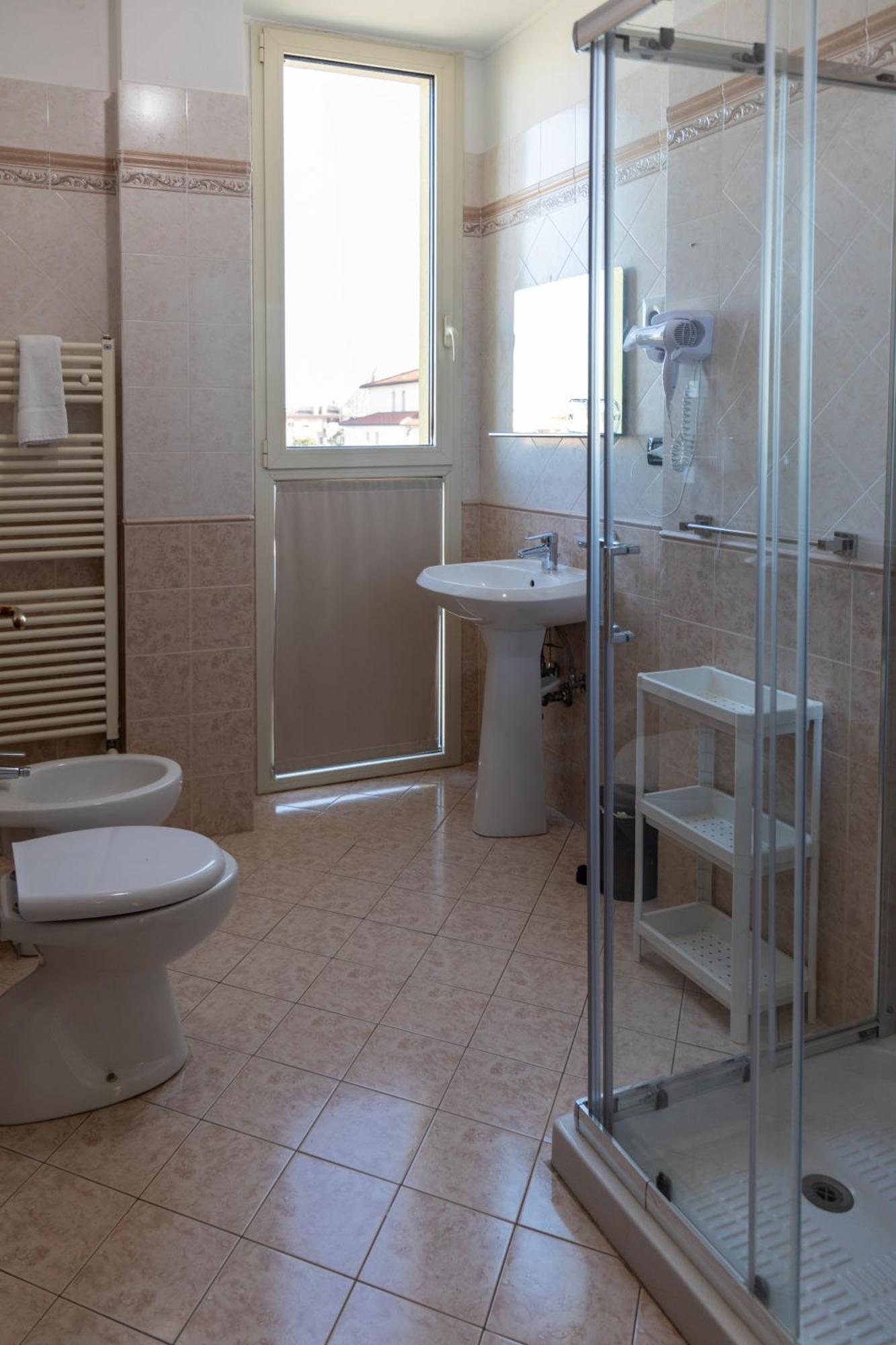 Hotel Giallo Noceto Exterior photo
